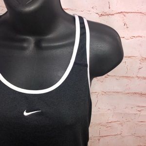 Nike Tops - Nike dri fit tank top women’s XL Nike Tops - Nike dri fit tank top women’s XL